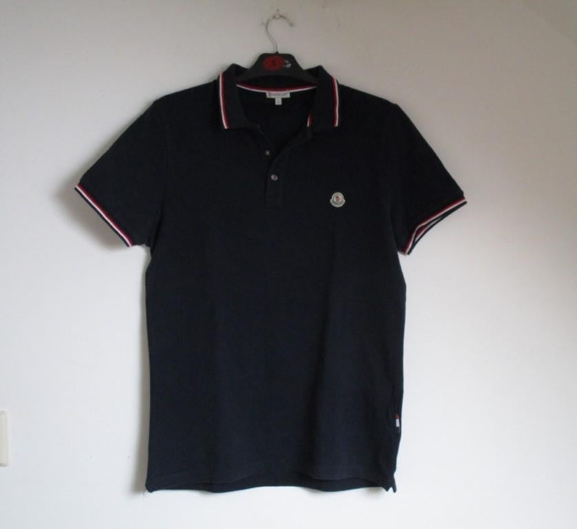 Nr.143: Prachtige Heren Polo van Moncler maat L Donkerblauw, Maat 52/54 (L), Moncler, Blauw, Ophalen of Verzenden