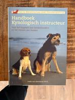 Handboek Kynologisch Instructeur - Hondentraining, Ophalen of Verzenden, Zo goed als nieuw