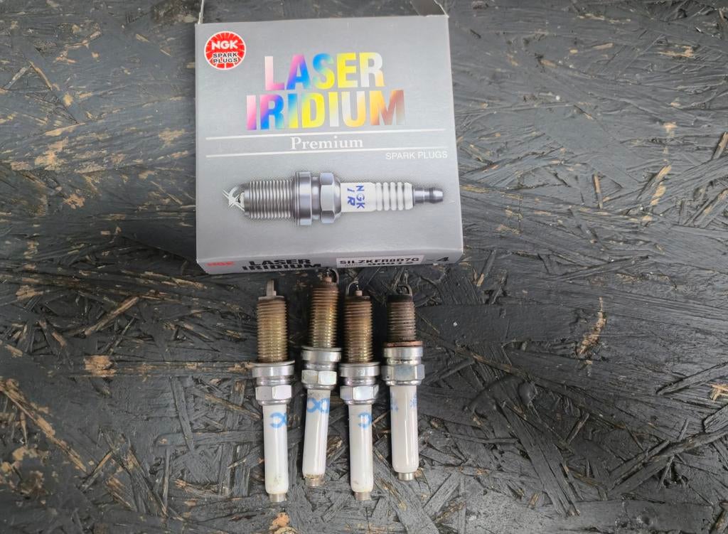 Nette  BOUGIES, Auto-onderdelen, Ophalen