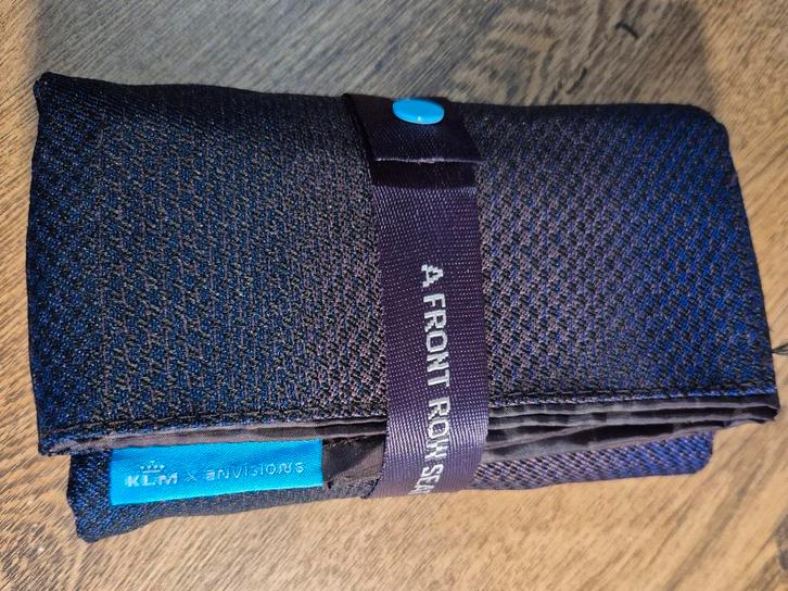 9 KLM Business Class toilettasjes met inhoud - Nieuw, Sieraden, Tassen en Uiterlijk, Toilettassen, Nieuw, Heer of Dame, Ophalen of Verzenden