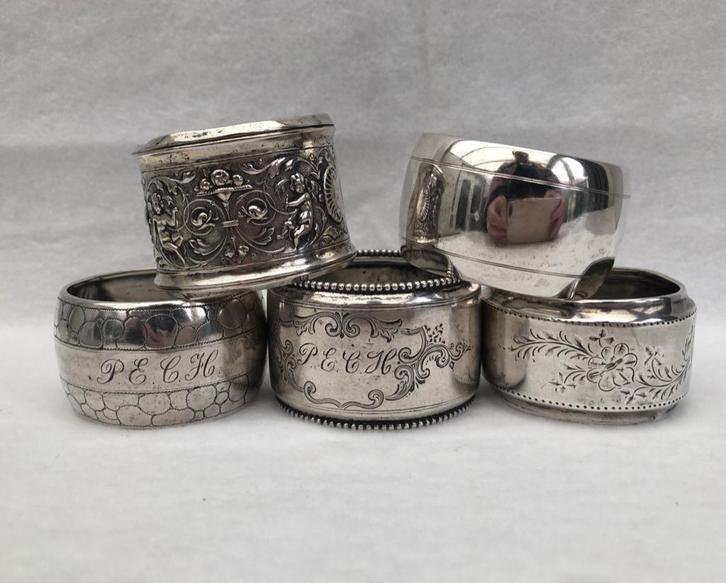 5 zilveren  servetringen  ( 130 Gram), Antiek en Kunst, Antiek | Goud en Zilver, Zilver, Ophalen of Verzenden