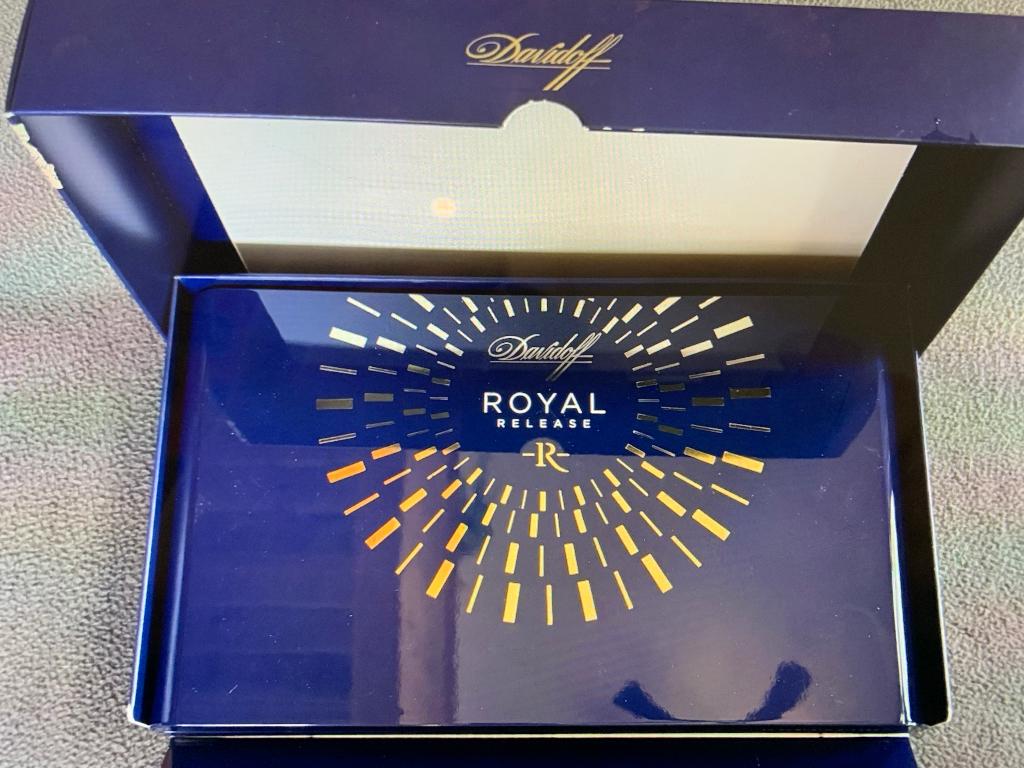 Davidoff royal release zeer luxe lege sigaren box, Ophalen of Verzenden, Zo goed als nieuw, Tabaksdoos of Verpakking