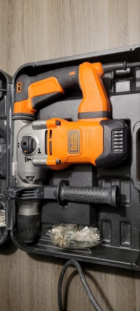 Black+Decker Boorhamer BEHS03 - Krachtig en Compleet, Ophalen, Boor- en/of Breekhamer, Variabele snelheid, Gebruikt