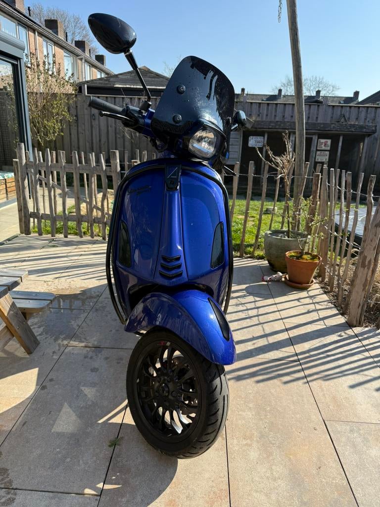 Vespa Sprint 50 - alarm - candy blue, Ophalen, Maximaal 45 km/u, Vespa S, Zo goed als nieuw
