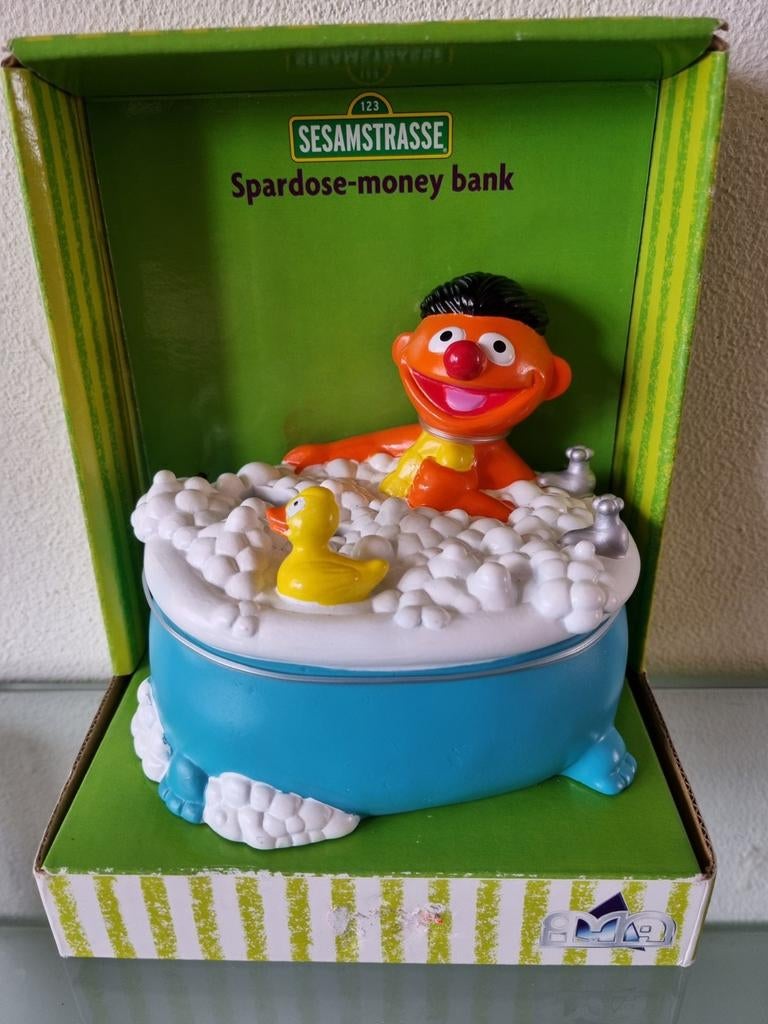 Orig,VNT2002, Sesamstraat,ERNIE IN BADSPAARPOT,doos,Nieuw!, Verzamelen, Spaarpotten, Ophalen of Verzenden, Nieuw, Metaal of Blik