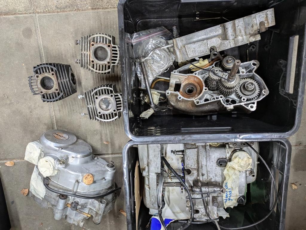 Suzuki K50 (RV50) motorblok onderdelen en banden, Ophalen, Gebruikt, Overige typen, [Suzuki]