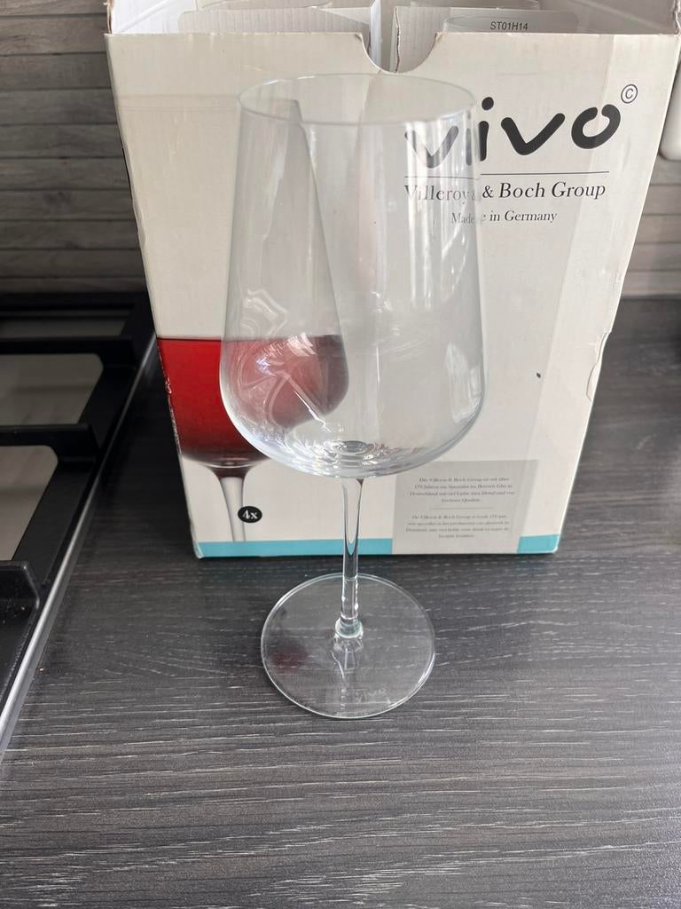4x Vivo rode wijn glazen. Villeroy & Boch In de verpakking., Ophalen of Verzenden, Zo goed als nieuw, Overige typen