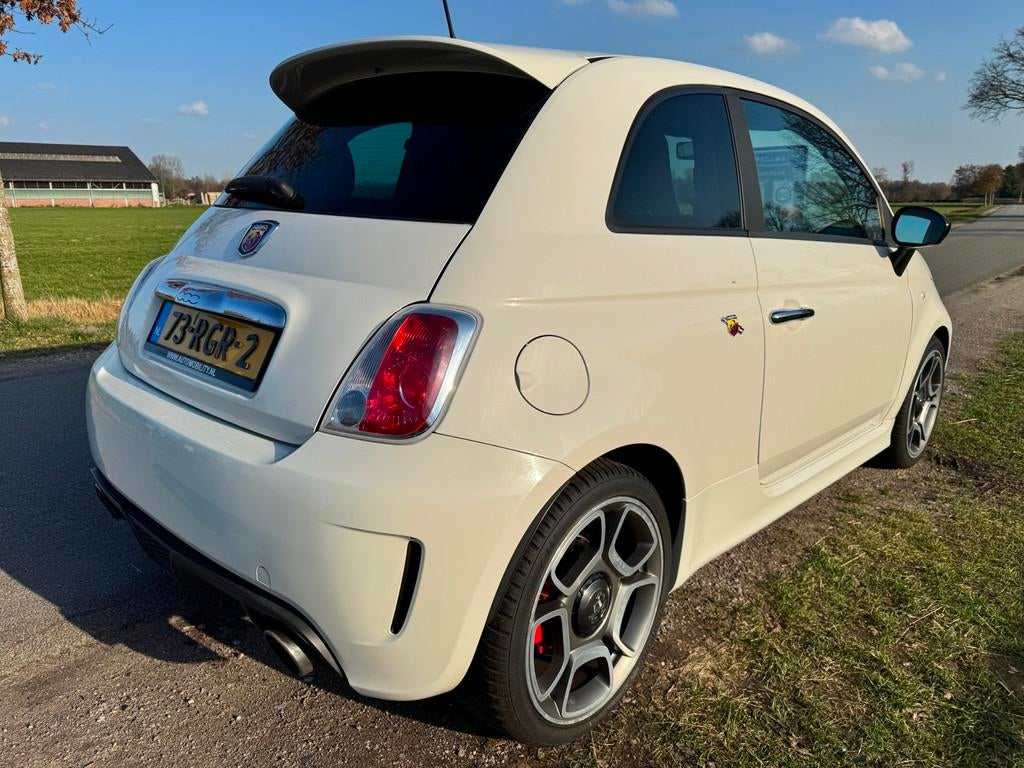 Fiat 500 1.4-16V Abarth dealer onderh. cruise control, panod, Auto's, Fiat, Euro 5, Zwart, 4 cilinders, Wit