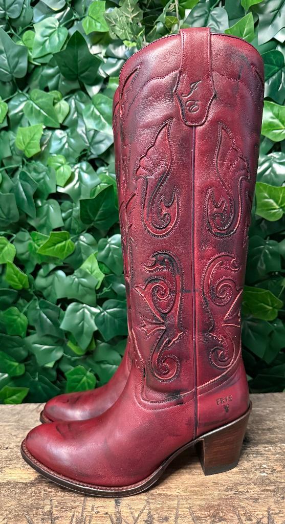 Nieuwe prachtige hoge laarzen van Frye maat 37 (maat 7), Kleding | Dames, Schoenen, Nieuw, Hoge laarzen, Overige kleuren, Ophalen of Verzenden