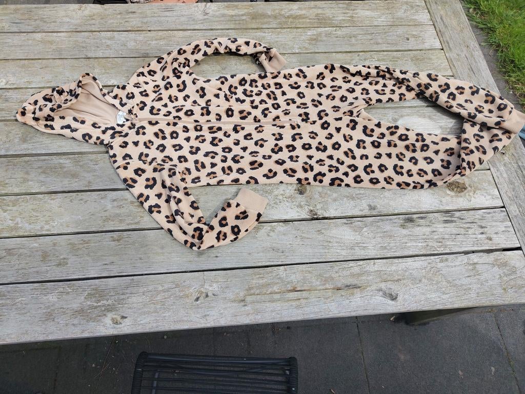 Mooie H&M onesie luipaardprint maat 134/140, Ophalen, Nacht- of Onderkleding, Gebruikt, Meisje