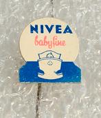 Vintage Nivea Babyfine reclame speldje, Ophalen of Verzenden, Gebruikt, Overige onderwerpen, Speldje of Pin