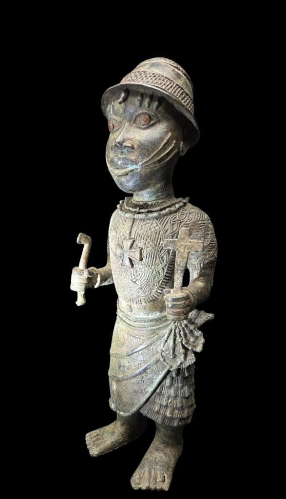 Prachtige afrikaanse antiek verzameling in BRONZE, Antiek en Kunst, Kunst | Niet-Westerse kunst, Ophalen of Verzenden