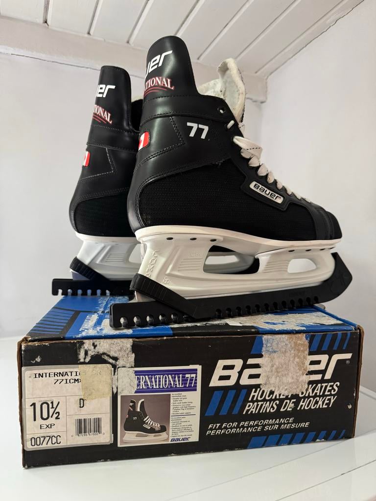Gebruikte Bauer ijshockeyschaatsen - Maat 10.5, Sport en Fitness, IJshockey, Ophalen of Verzenden, Gebruikt, Schaatsen