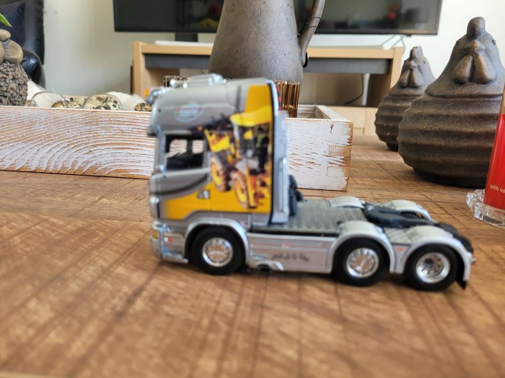 Scania krommenhoek, T, Nieuw, T, Tekno