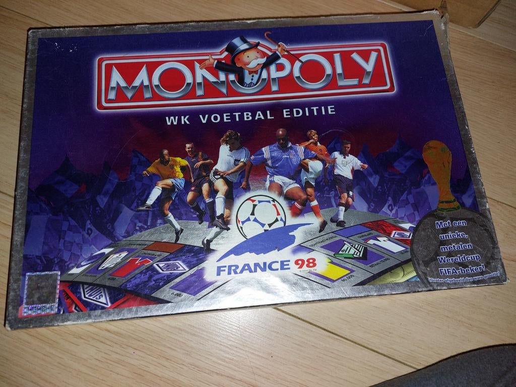 Monopoly WK Voetbal Editie 1998, Hobby en Vrije tijd, Gezelschapsspellen | Bordspellen, Ophalen, Zo goed als nieuw, Monopoly