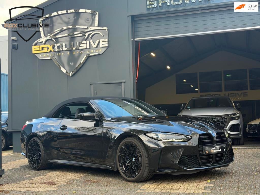BMW M4 Competition xDrive Cabrio CARBON|H&K|, Auto's, BMW, Gebruikt, Zwart, 4-Serie, Cabriolet