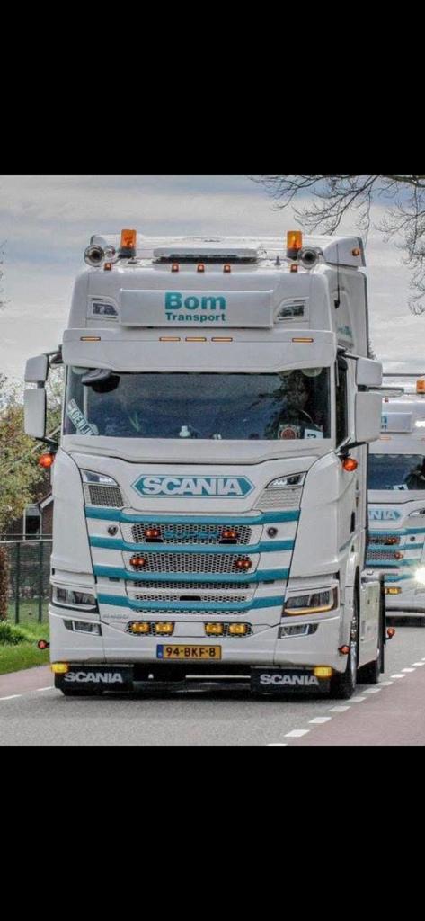 Nieuwe Scania NG velengde zonneklep, Ophalen, Nieuw, Scania, Carrosserie en Plaatwerk