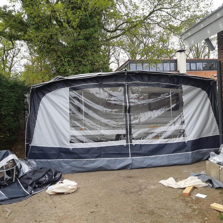 Dorėma voortent, Caravans en Kamperen, Tenten, tot en met 4, Zo goed als nieuw, Ophalen