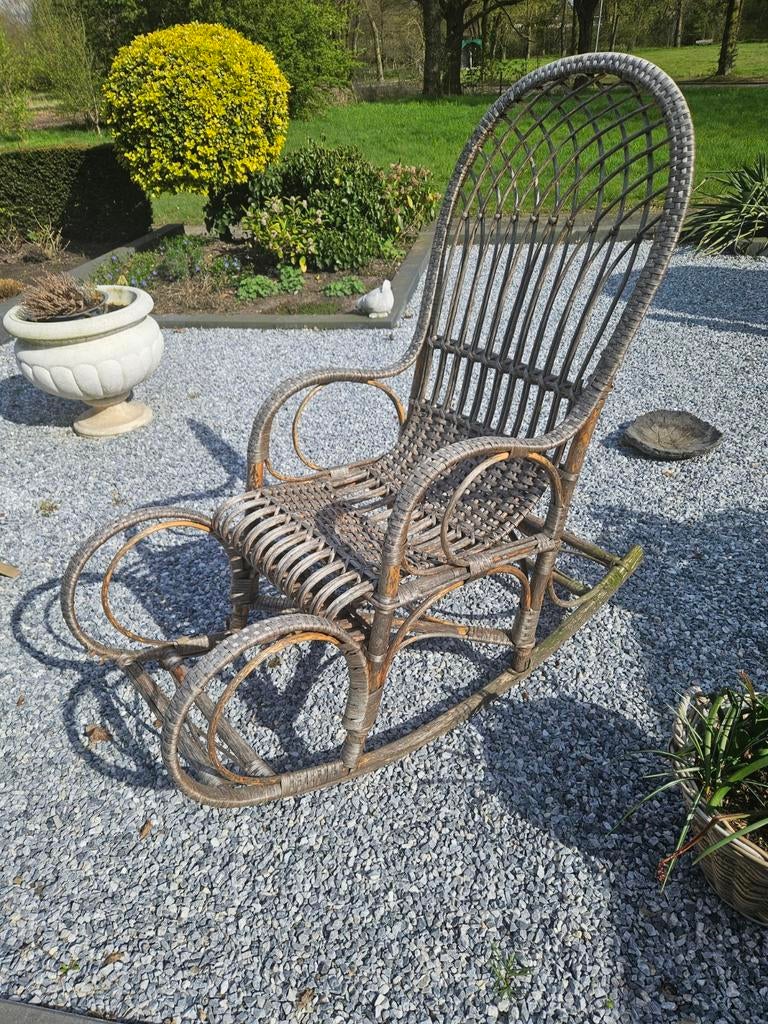 Rotan rieten schommelstoel, Huis en Inrichting, Stoelen, Ophalen of Verzenden