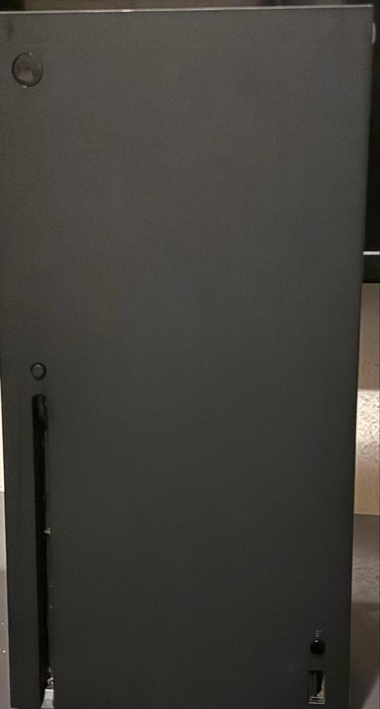 Xbox One X met doos, 2 controllers en diverse games, Spelcomputers en Games, Games | Xbox One, Zo goed als nieuw, Overige genres