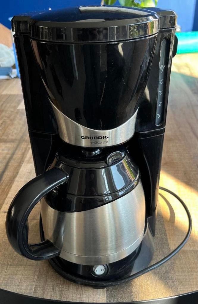 Grundig premium line koffiezetapparaat met thermoskan, Gebruikt, Koffiemachine, Gemalen koffie, Ophalen of Verzenden