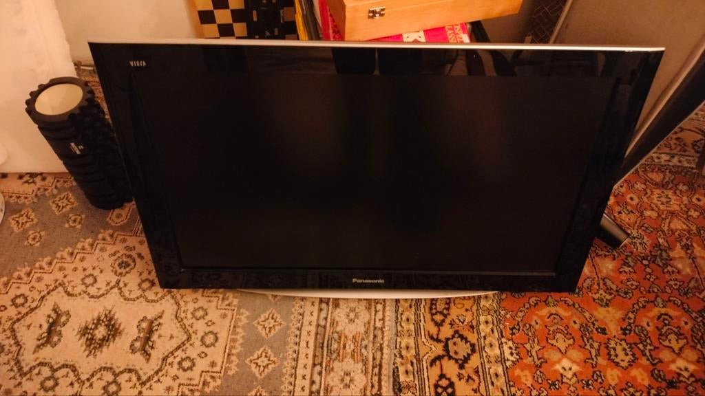 Panasonic TV met muurbeugel en afstandsbediening, Ophalen, Gebruikt, 50 Hz, Panasonic