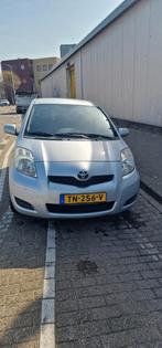 Toyota Yaris 1.3 16V Vvt-i 5DR 2009 Grijs, Voorwielaandrijving, 1025 kg, Stof, 40 €/maand