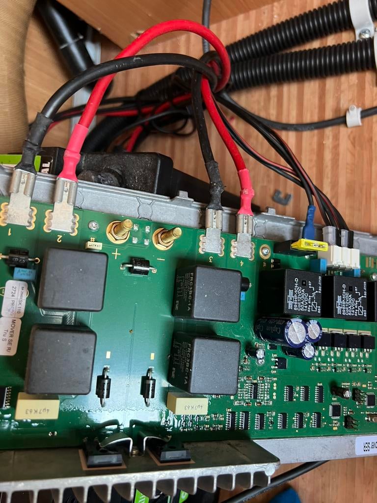 Gevraagd defecte Truma relais kasten en afstandsbedieningen, Ophalen of Verzenden, Gebruikt