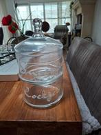 Glazen stolp voor koekjes en snoepjes, Ophalen