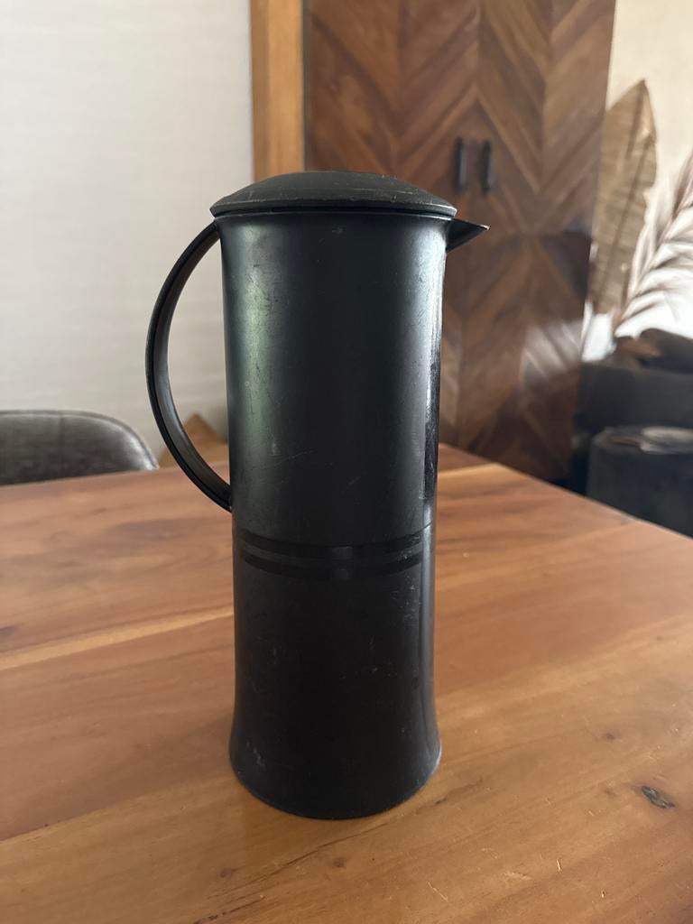 Gebruikte zwarte Tupperware koffie thermoskan, Huis en Inrichting, Keuken | Tupperware, Ophalen of Verzenden, Gebruikt, Beker of Kan