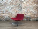 Arper Catifa 60 Lounge Chair rood bij TheReSales, Ophalen, Design, 75 tot 100 cm, Zo goed als nieuw