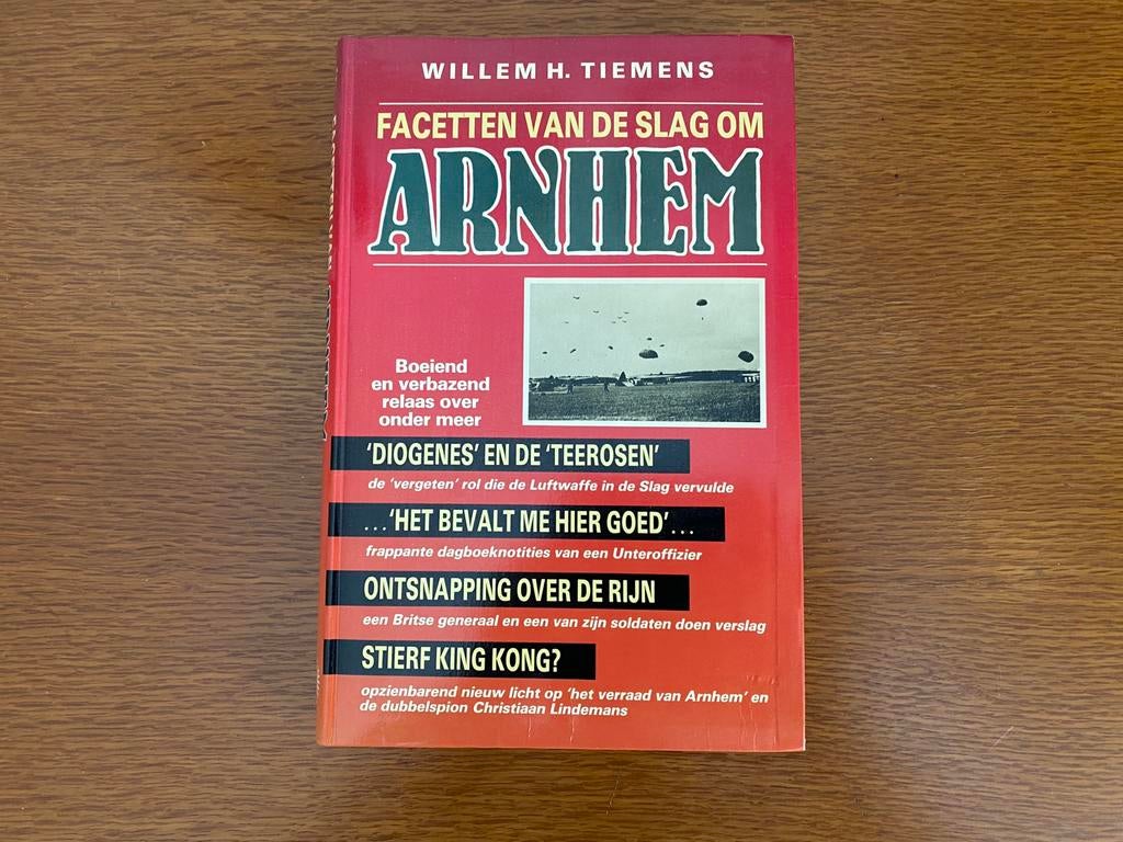 Facetten van de Slag om Arnhem, Ophalen of Verzenden, Nederland, Boek of Tijdschrift