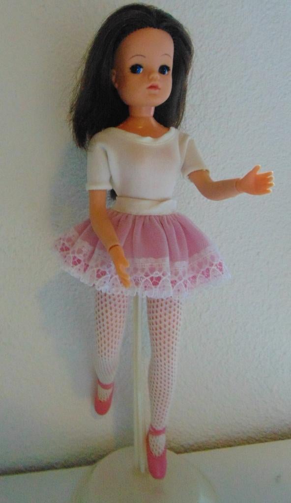Mooie Barbie Vintage Sindy Ballerina pop, Verzamelen, Poppen, Ophalen of Verzenden, Gebruikt, Pop