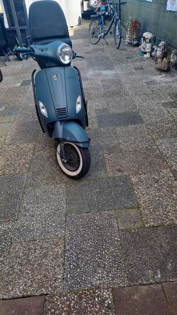 BTC Riva Scooter uit 2017 - Goed onderhouden, Fietsen en Brommers, Snorfietsen en Snorscooters, Ophalen