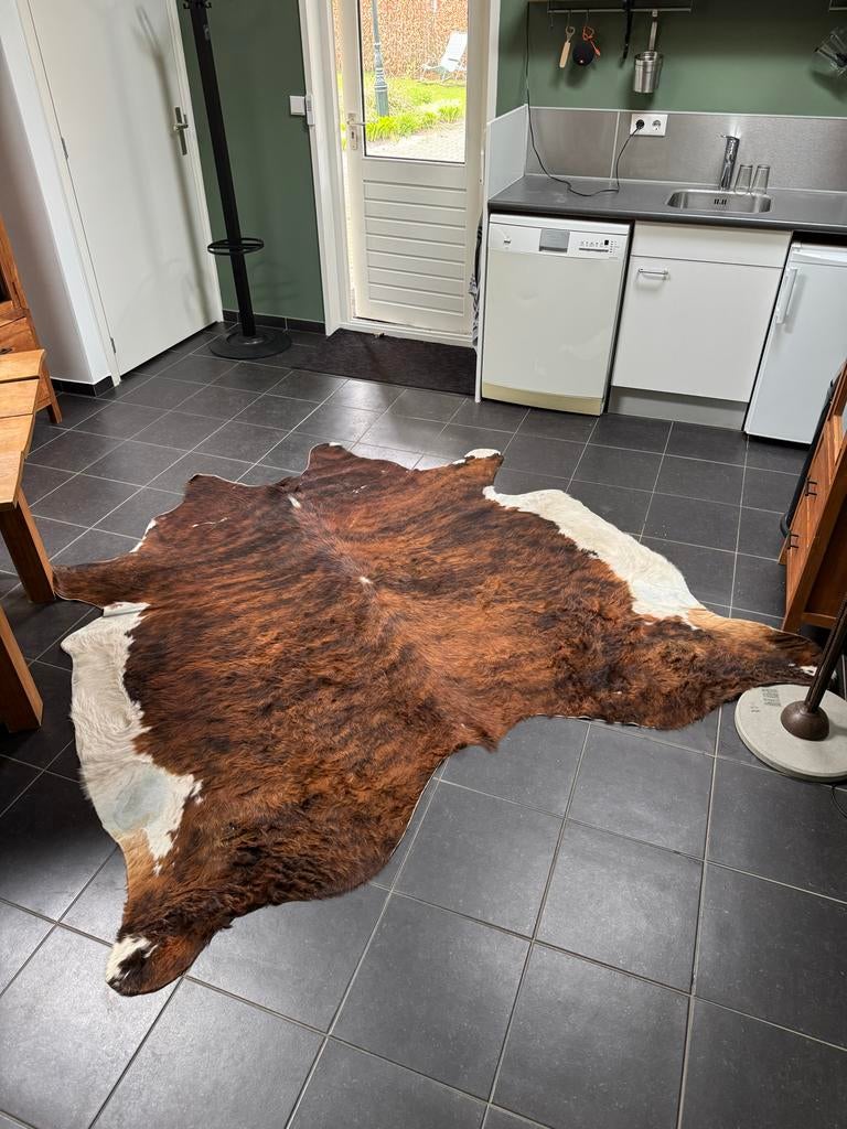 Prachtige koeienhuid - 163x200 cm - 3.55 m2 - Goede staat, Ophalen, Gebruikt, 100 tot 150 cm, Bruin