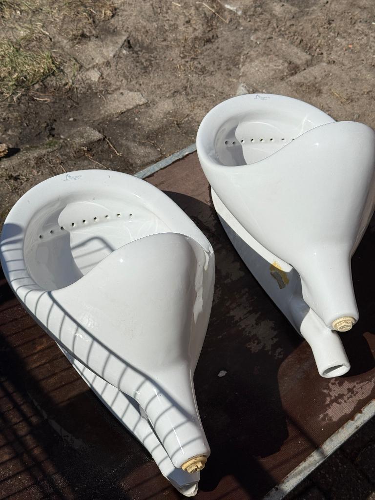 Urinoir novobosch, Ophalen, Zo goed als nieuw, Steen, Toilet