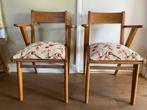 Twee vintage stoelen izgs, Huis en Inrichting, Stoelen, Ophalen, Gebruikt, Twee, Bruin
