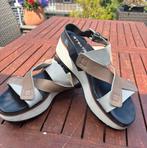 Strategia sandalen in maat 40., Ophalen of Verzenden, Zo goed als nieuw, Sandalen of Muiltjes