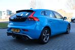 Volvo V40 2.0 D4 R-Design Business, Auto's, Volvo, Voorwielaandrijving, Euro 5, Gebruikt, Zwart