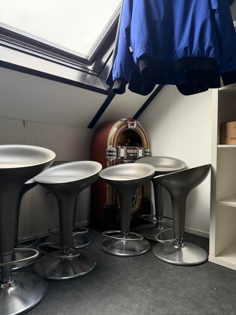 12 barkrukken - Modern design, verstelbaar, Huis en Inrichting, Barkrukken, Ophalen, Kunststof, In hoogte verstelbaar, 60 tot 90 cm