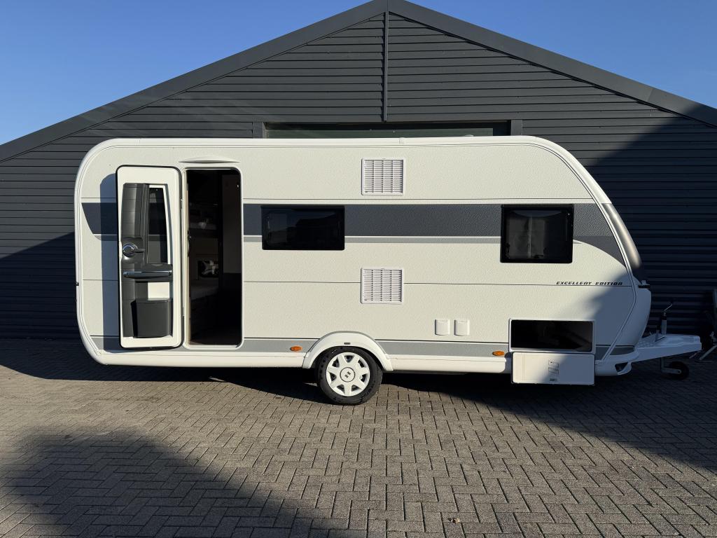 Hobby Excellent Edition 490 KMF 2025 stapelbed, zware as, Caravans en Kamperen, Schokbreker, Overige typen, Hobby, Bedrijf