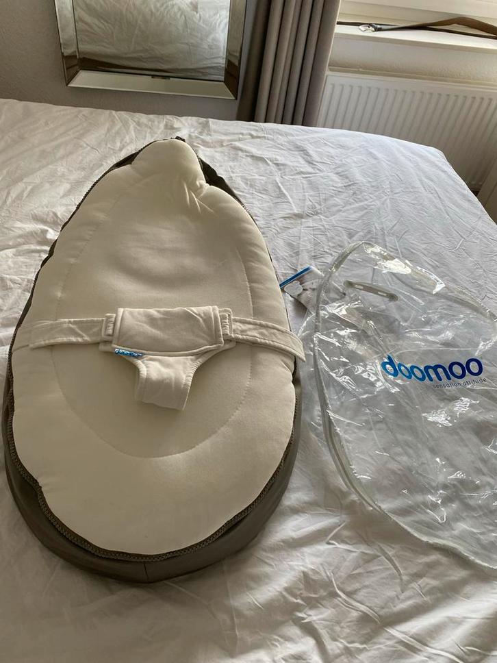 Doomoo Zitzak - Zo goed als nieuw, Huis en Inrichting, Zitzakken, Zo goed als nieuw, Zitzak, Beige, Ophalen of Verzenden