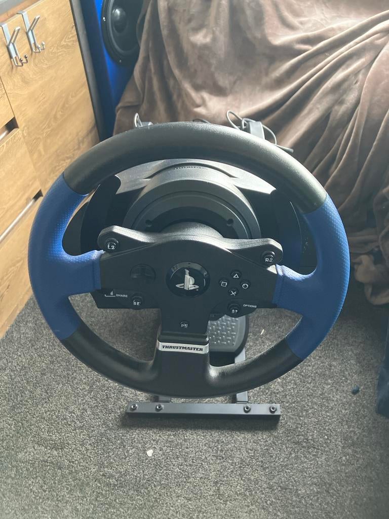 Thrustmaster T150 Racestuur met standaard, Spelcomputers en Games, Ophalen, Gebruikt