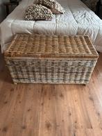 Mand/dekenkist, Huis en Inrichting, Ophalen, Gebruikt, Mand, Riet