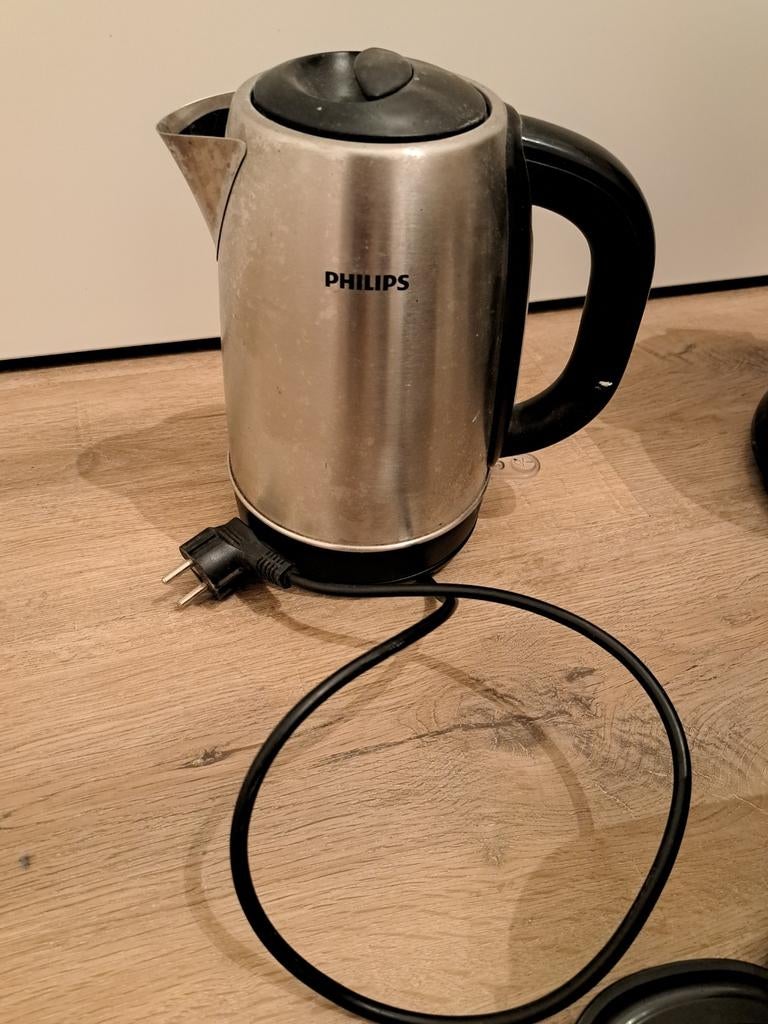Philips Waterkoker HD9320 - RVS, werkend, 1 tot 2 liter, Ophalen of Verzenden, Gebruikt, Rvs