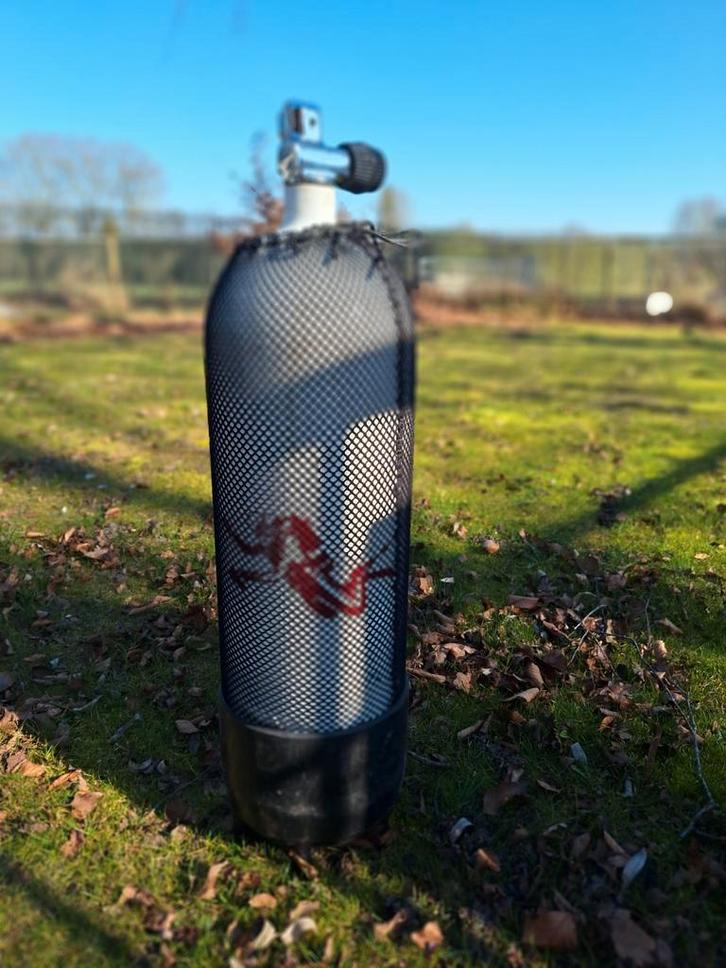 Duikfles 10L met nieuwe keur M25x2, Watersport en Boten, Duiken, Gebruikt, Duikfles, Ophalen of Verzenden