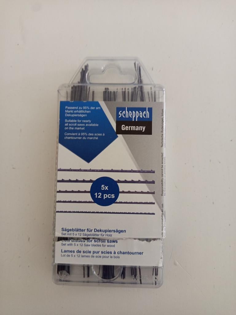 Figuurzagen mesjes voor handzaag, Ophalen