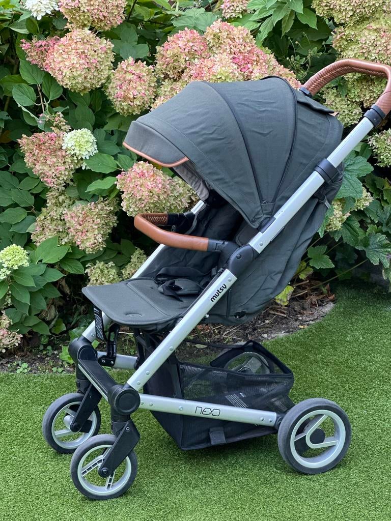 Mutsy Nexo buggy, Kinderen en Baby's, Buggy's, Ophalen of Verzenden, Gebruikt, Overige merken, Verstelbare rugleuning