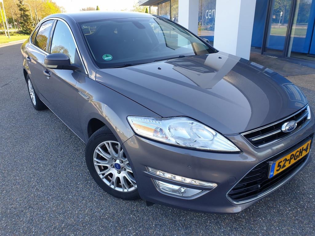 Ford Mondeo 1.6 EcoBoost Titanium, Auto's, Voorwielaandrijving, Gebruikt, 4 cilinders, Parkeersensor