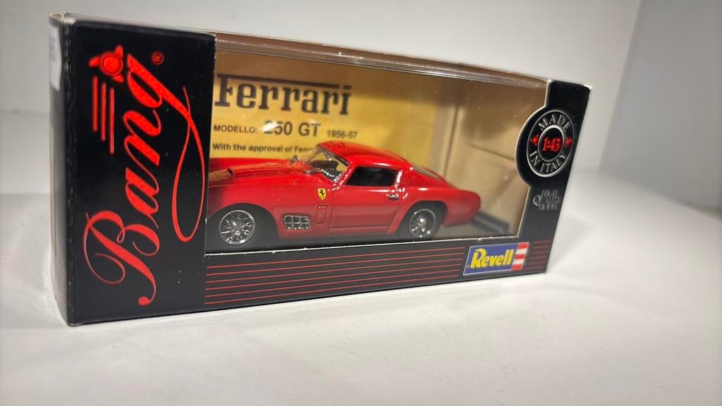 Ferrari 250 gt scaglietti revell 1.43, Auto, Ophalen of Verzenden, Gama, A
